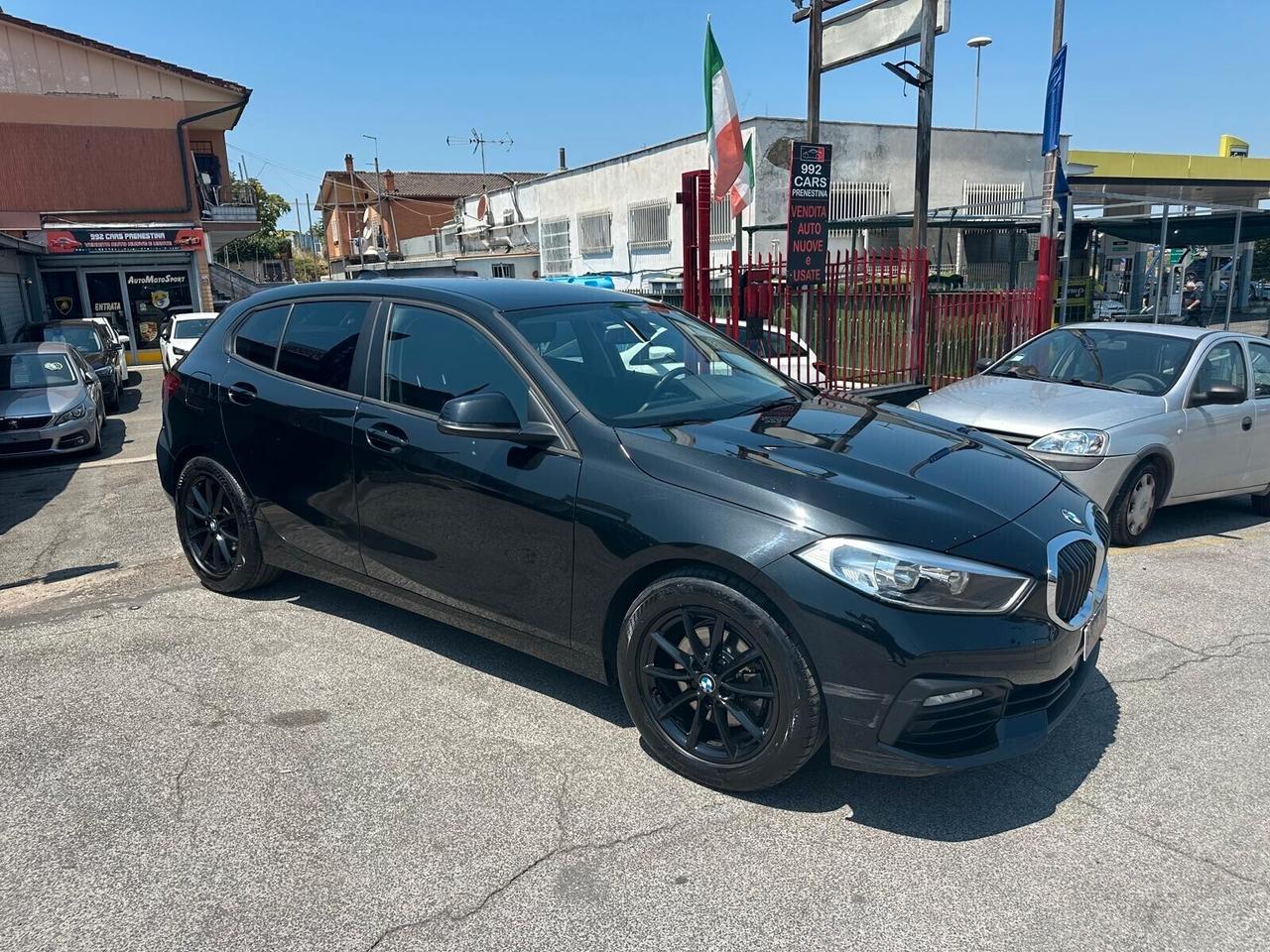 Bmw 116 118d 5p. Business Advantage