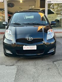Toyota Yaris 1.0 5 porte Sol