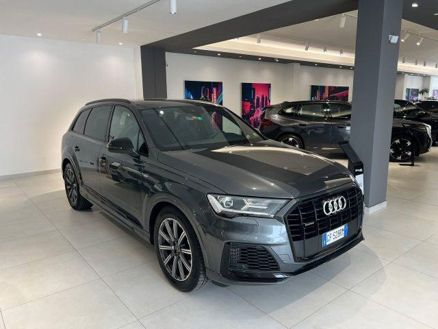 AUDI Q7 3.0 55 TFSI quattro tiptronic Sport