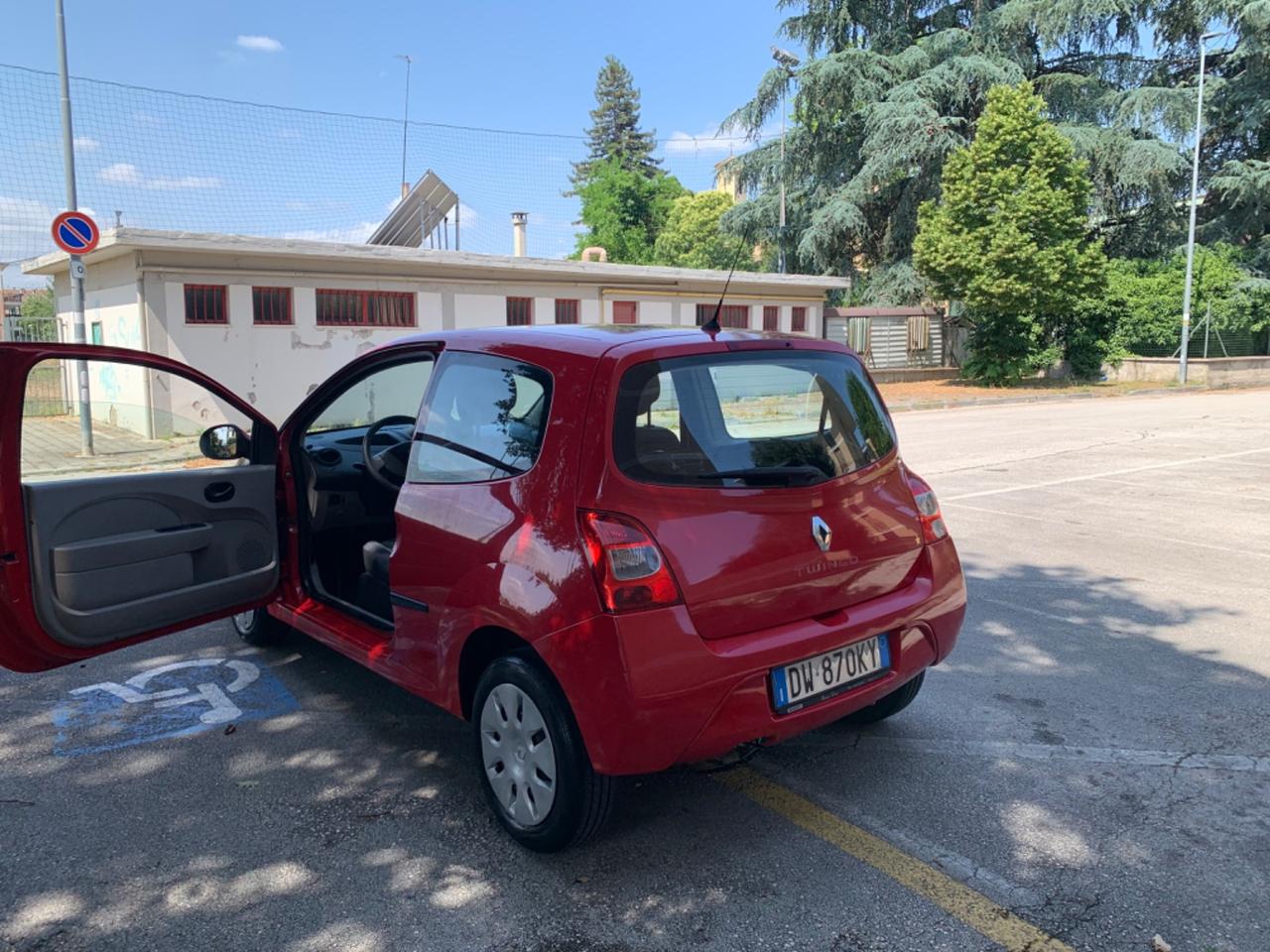 Renault Twingo Utilitaria neopatentati 1.2