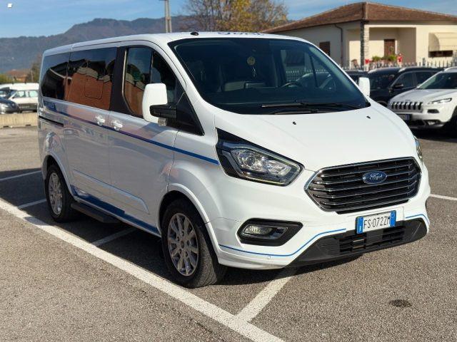 FORD Tourneo Custom 310 2.0 TDCi 130CV PC Titanium