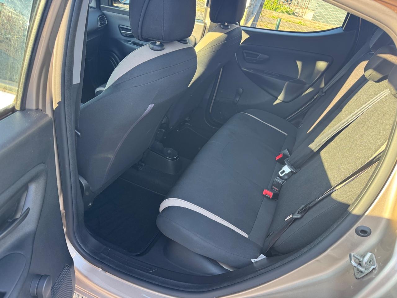 Lancia Ypsilon 1.2 69 CV 5 porte GPL Ecochic Gold NEOPATENTATI