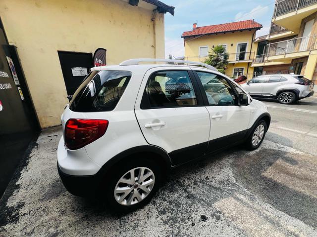 FIAT Sedici 2.0 MJT 16V DPF 4x4 Emotion