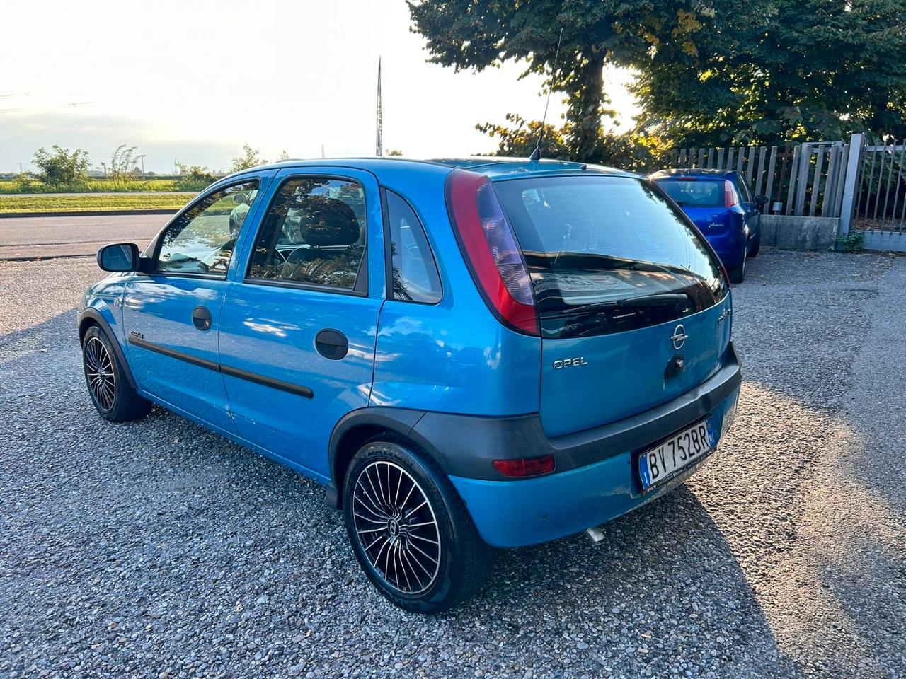 Opel Corsa 1.0i 12V cat 5 porte