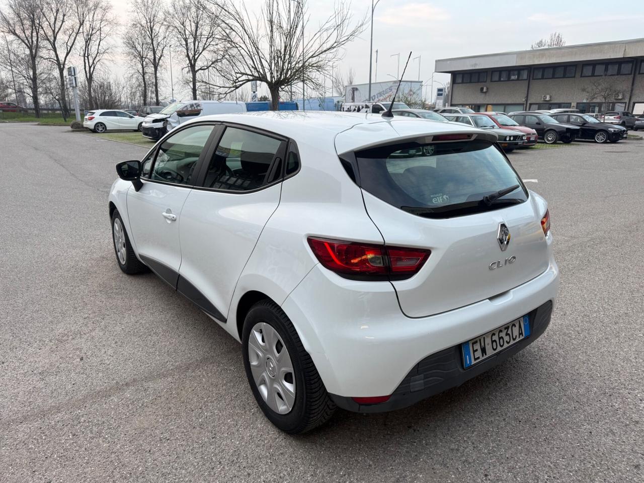 Renault Clio 1.2 75CV 5 porte Live Gpl