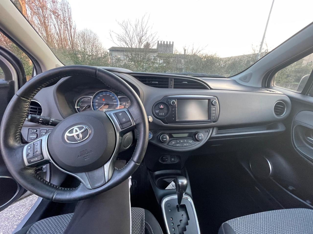 Toyota Yaris 1.5 Hybrid 5 porte Active