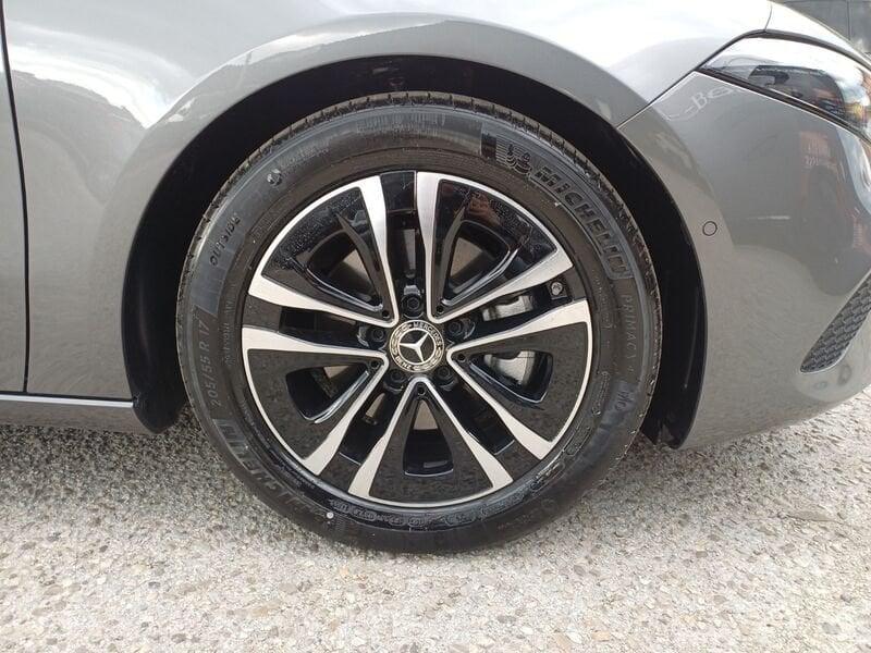 Mercedes-Benz Classe A A 180 d Progressive Advanced