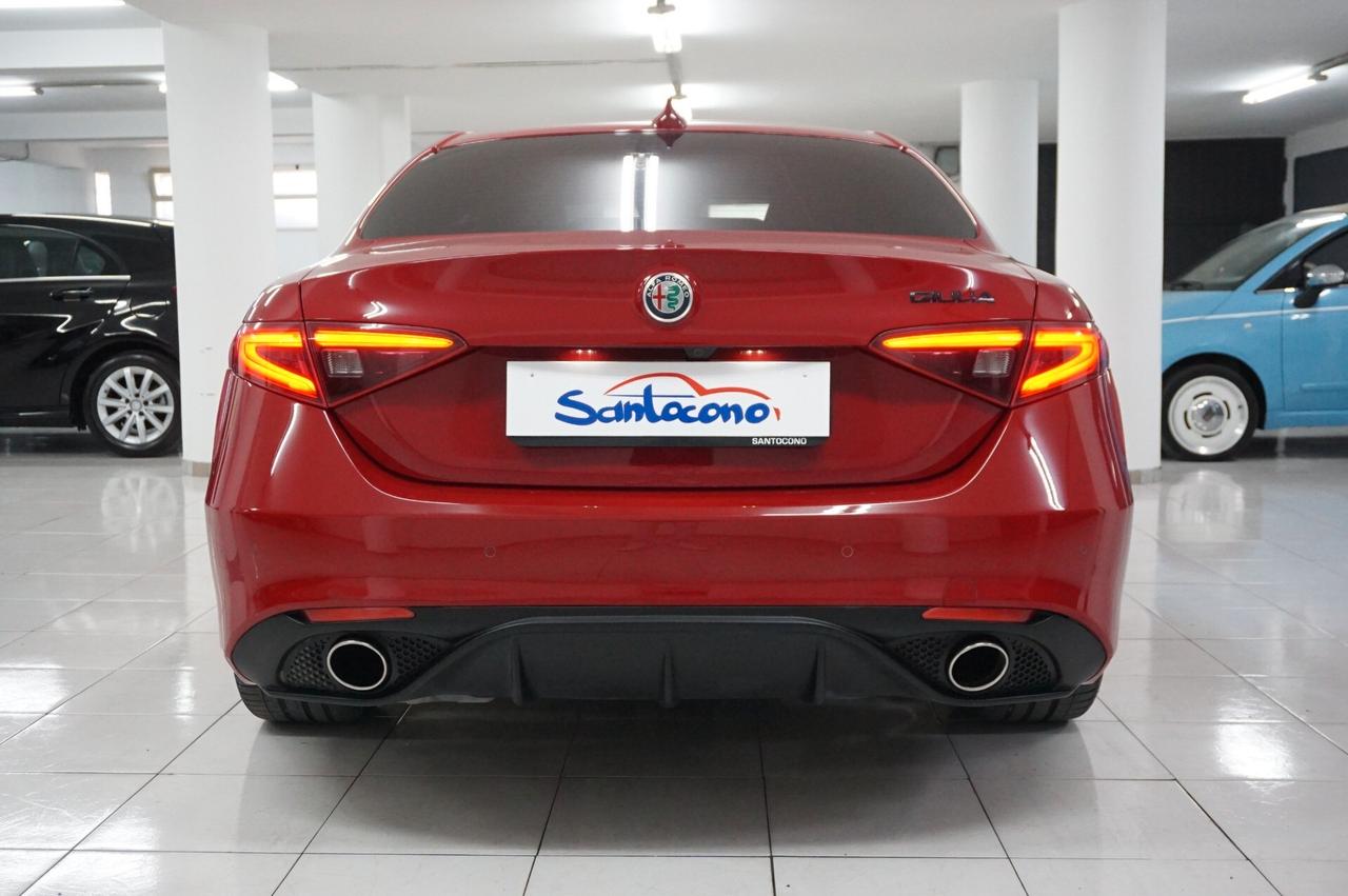 Alfa Romeo Giulia 2.2 Turbodiesel 160 CV AT8 Sport-Tech