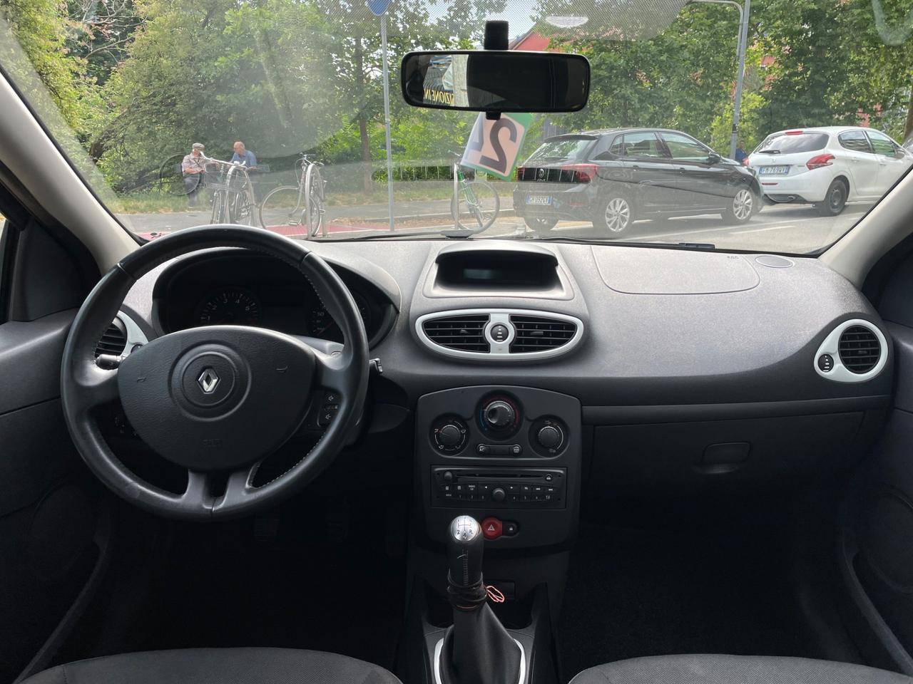 Renault Clio 1.2 16V 5 porte/1PROP/GARANZIA 12 MESI
