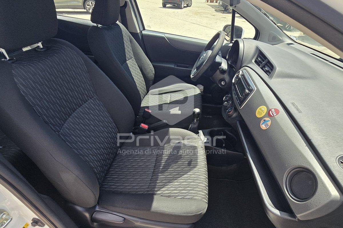 TOYOTA Yaris 1.0 5 porte