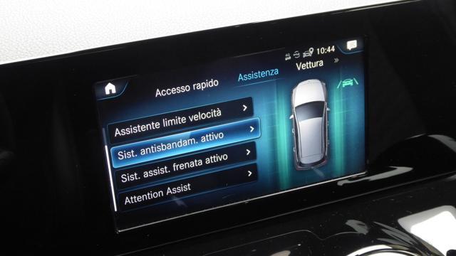 MERCEDES-BENZ B 180 d Automatic Sport