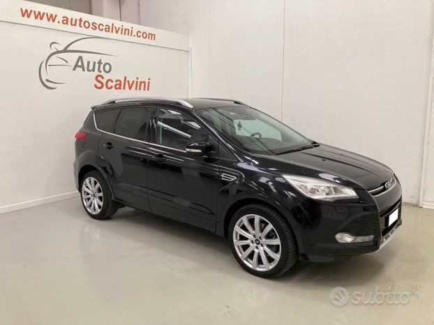 Ford Kuga 2.0 TDCI 140 CV 4WD Powershift Titanium