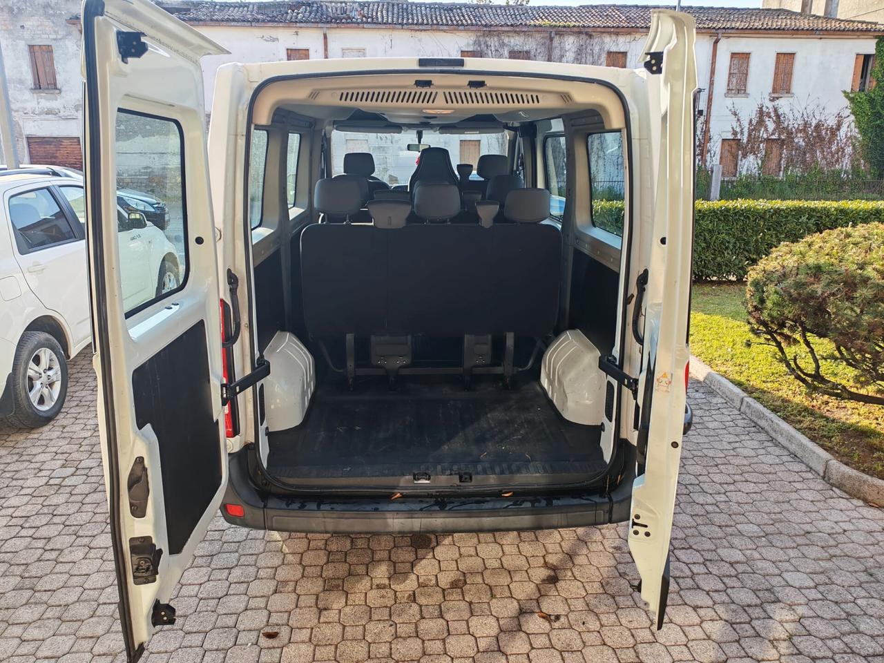 OPEL MOVANO 9 POSTI TRASPORTO PERSONE