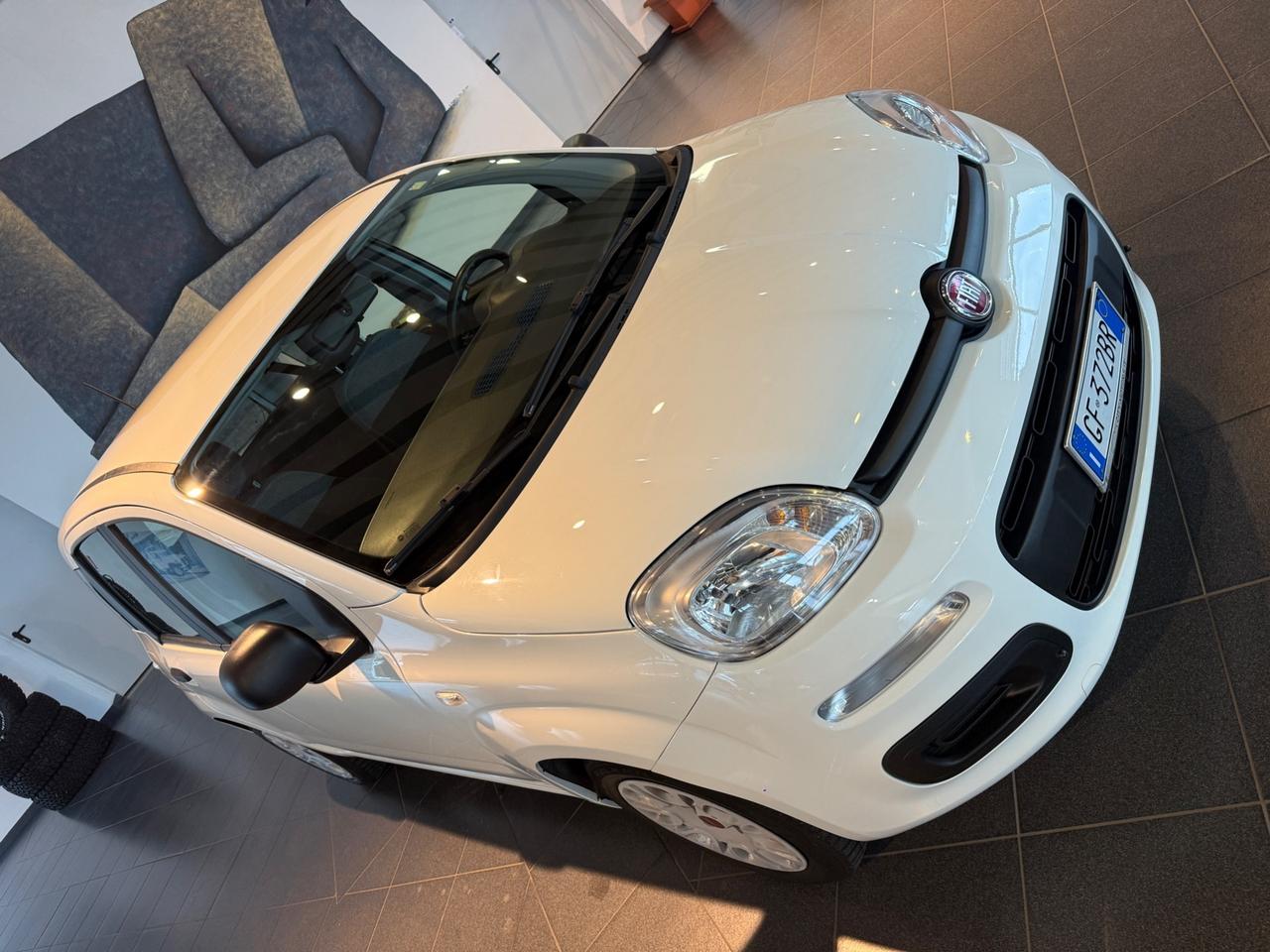 Fiat Panda 1.0 FireFly S&S Hybrid IVA ESPOSTA