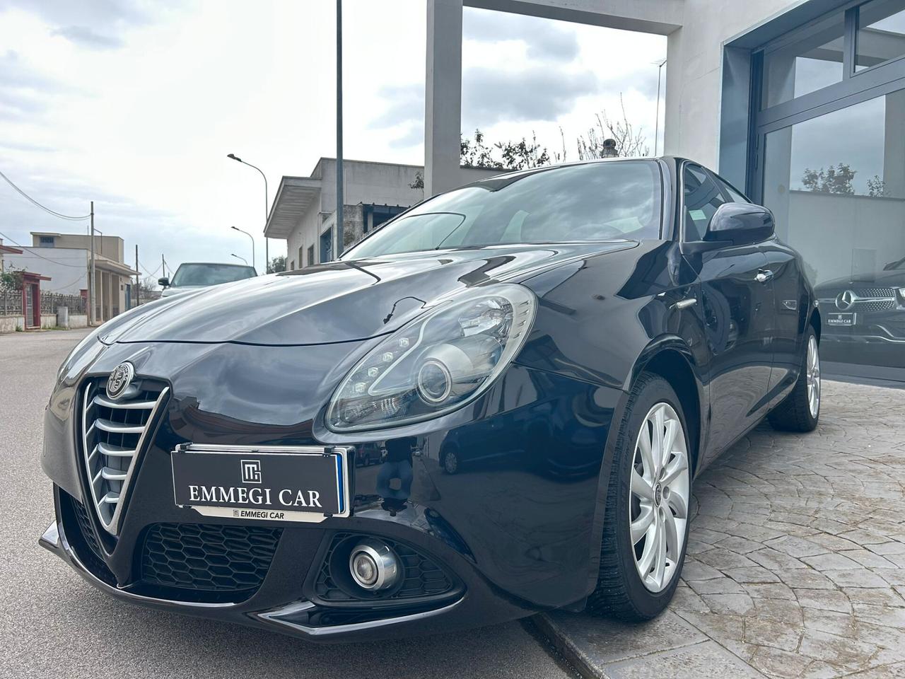Alfa Giulietta 1.6 MJ DISTINCTIVE Km129.000-2014