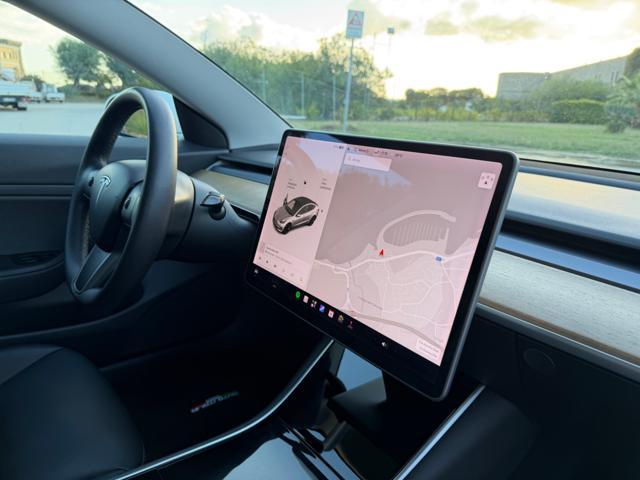 TESLA Model 3 STANDARD RWD PERFETTA