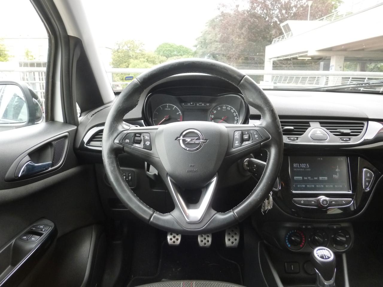 Opel Corsa 1.2 5 porte Innovation Black Edition