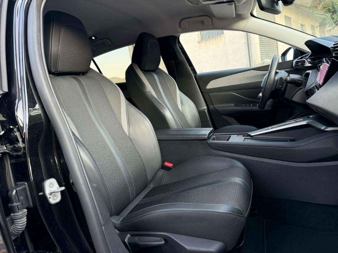 Peugeot 308 New 1.5 BlueHDi 130 S&S EAT8 Allure 2023