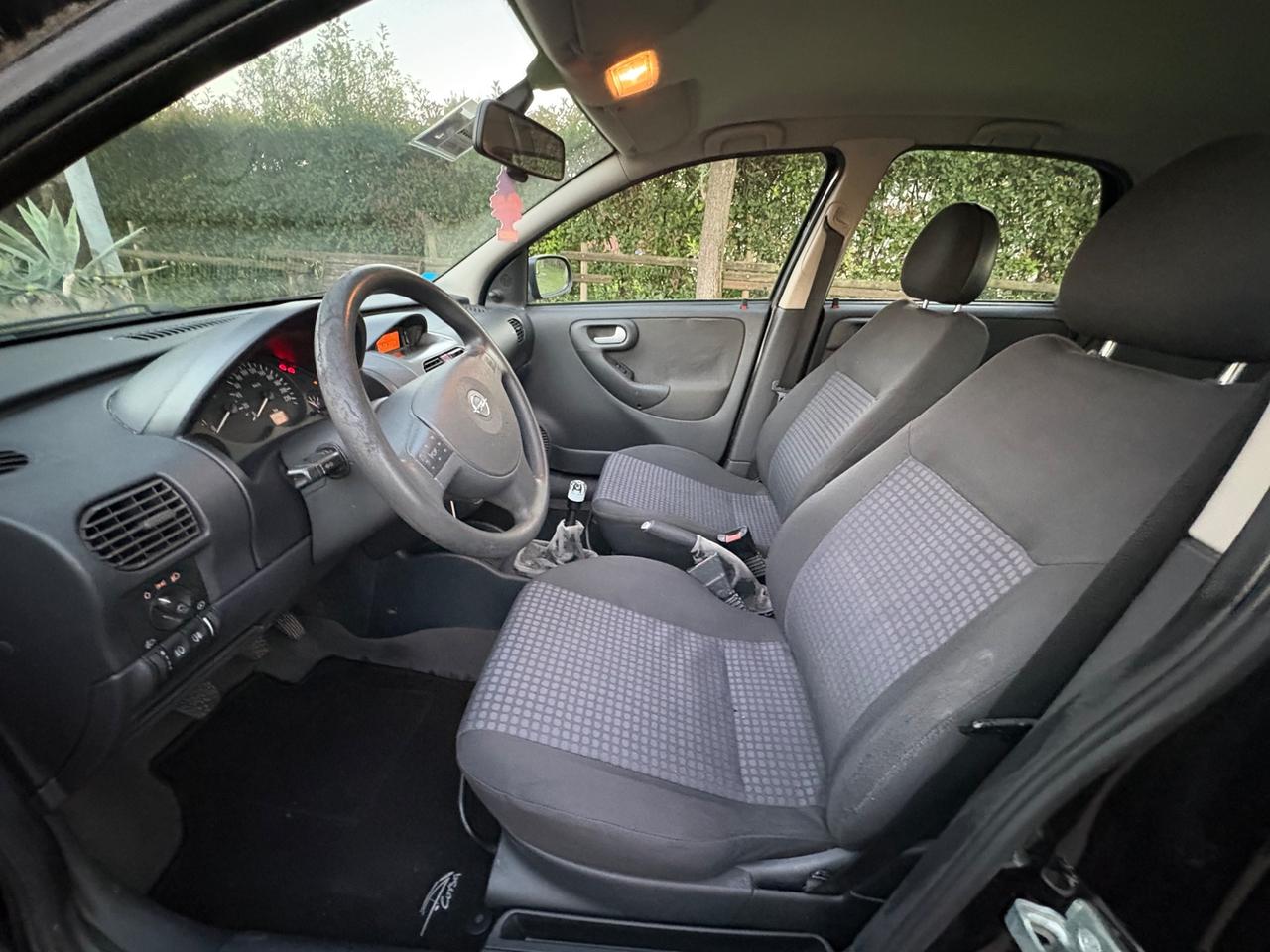 Opel Corsa 1.2i 16V cat 5 porte Cosmo