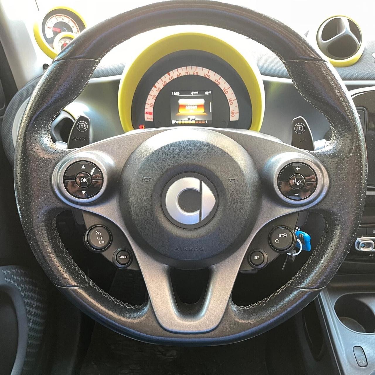 Smart ForTwo BRABUS Turbo 90cv cabrio Tailor Made