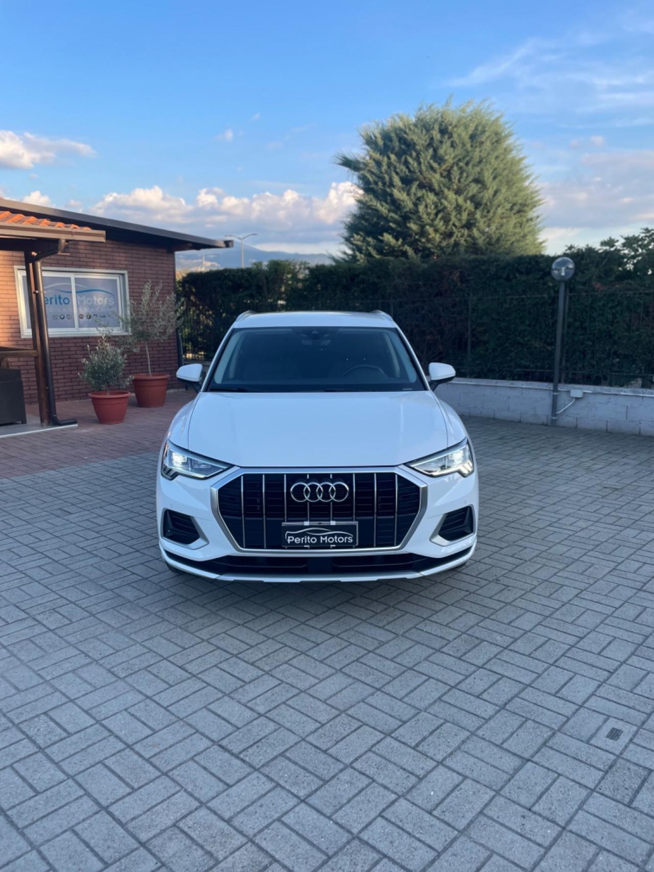 Audi Q3 35 TDI S tronic Business Advanced