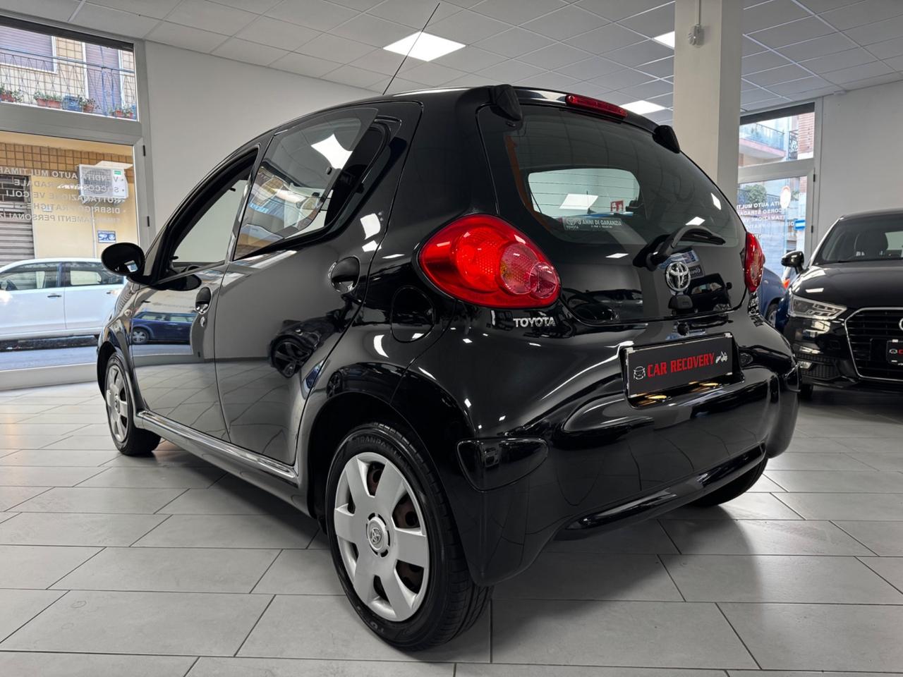 Toyota Aygo 1.0 12V VVT-i 5 porte