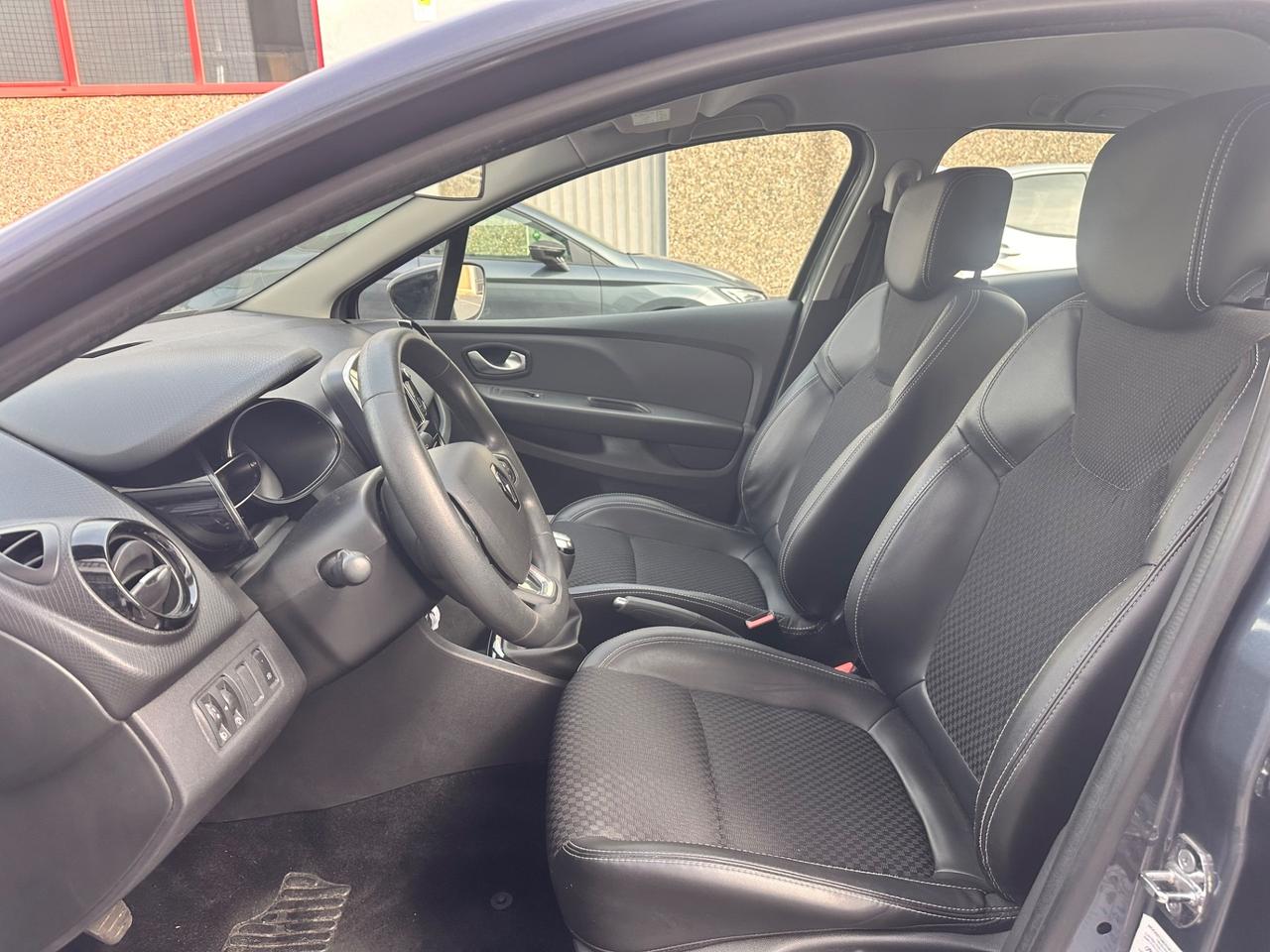 Renault Clio Sporter TCe 12V 75 CV Moschino Intens - euro 6