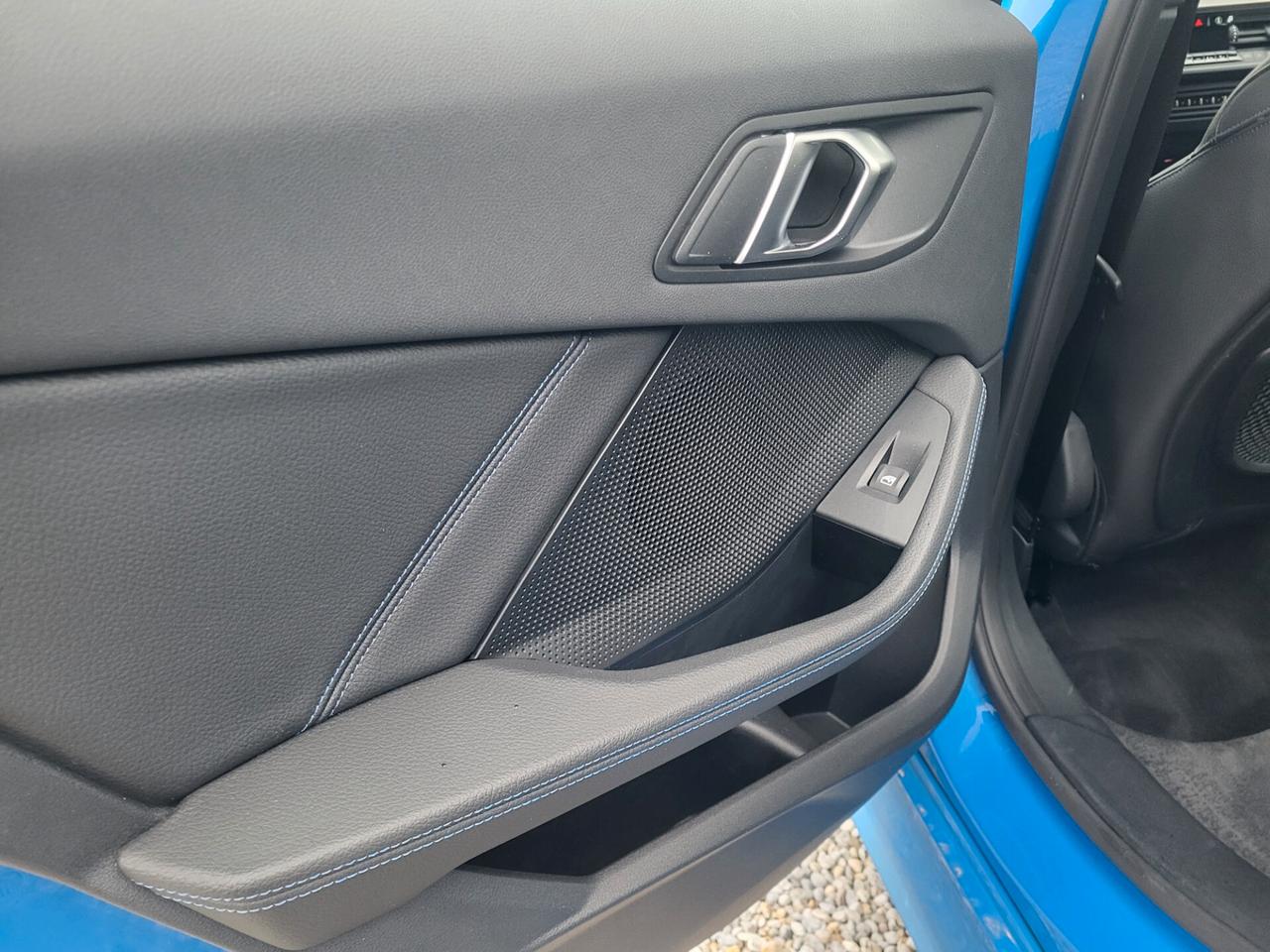 Bmw 118 118d 5p. Msport