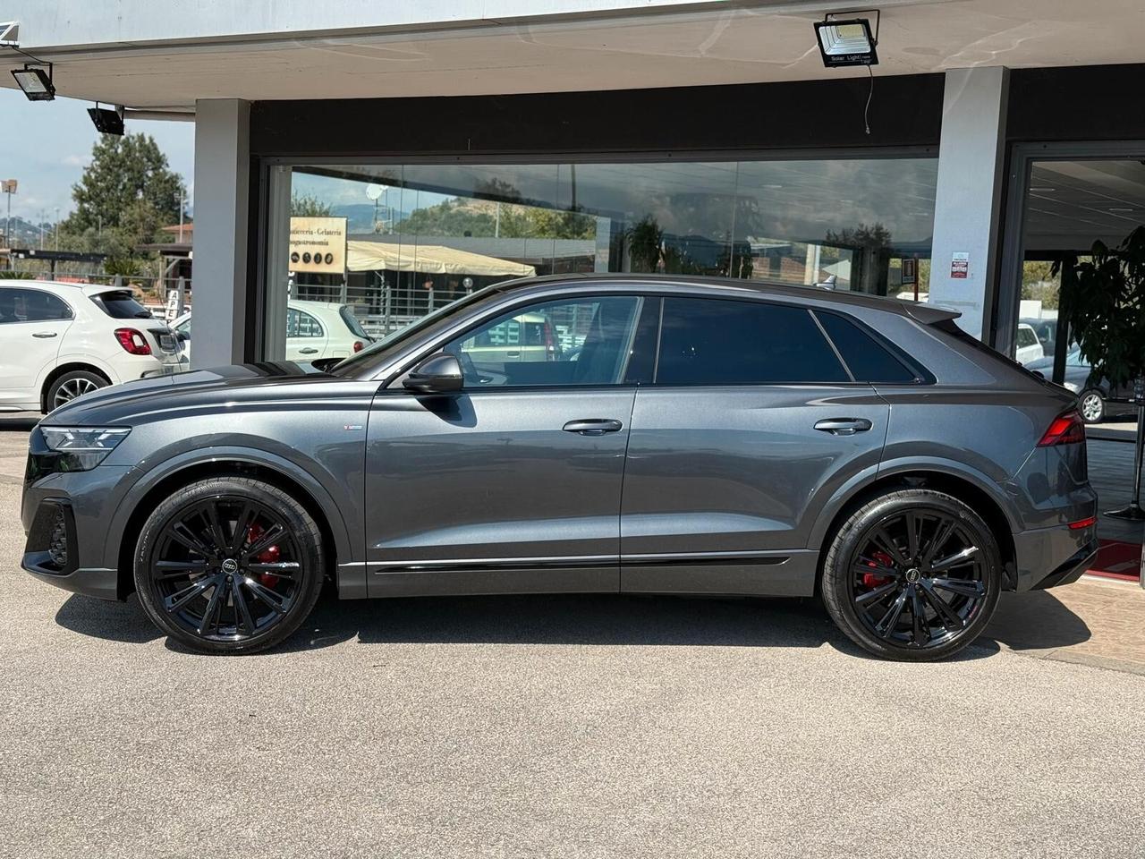 Audi Q8 TDI 286 STRAFULL PRONTA CONSEGNA