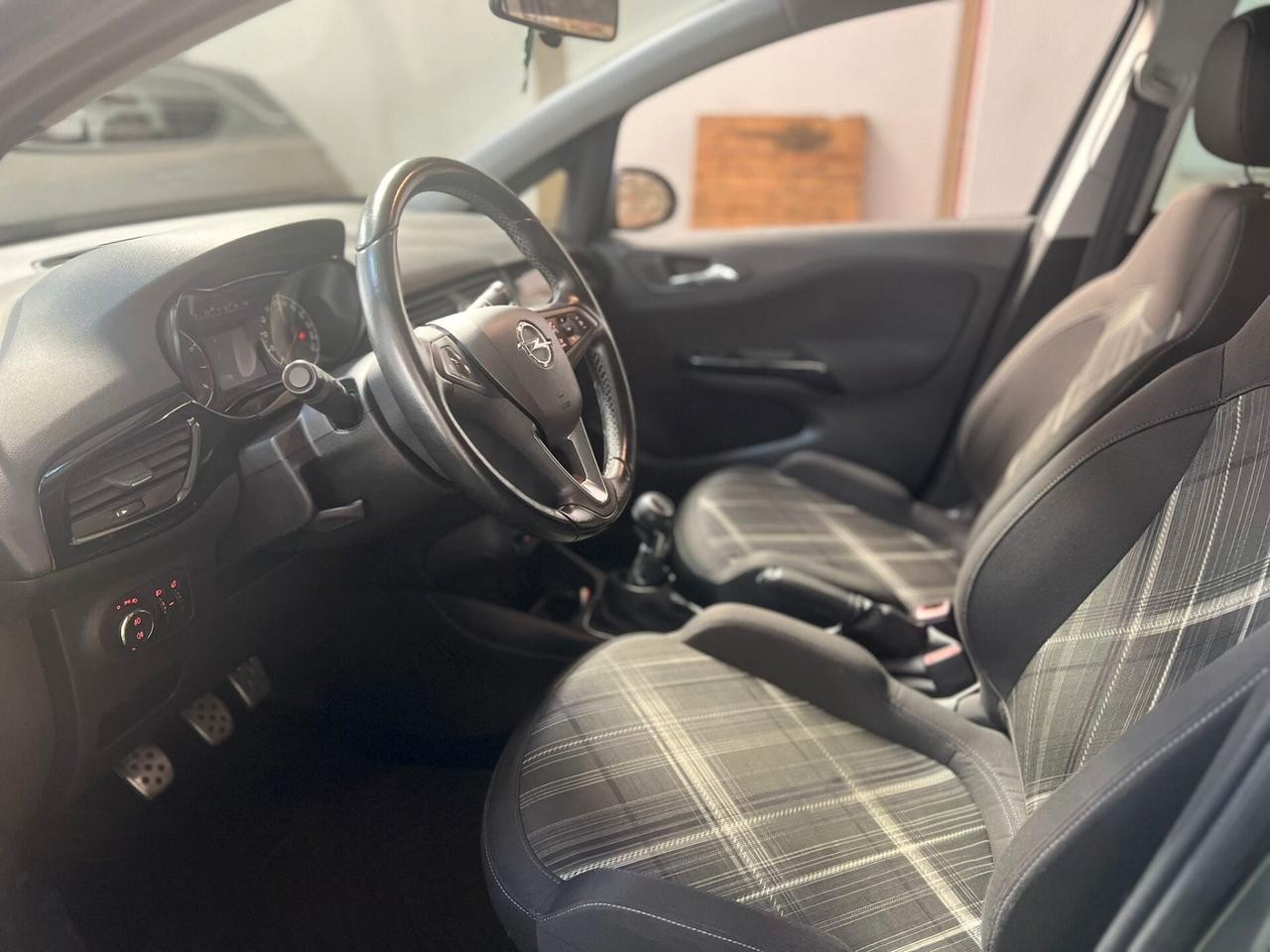 Opel Corsa 1.2 5 porte Innovation