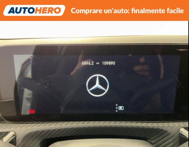 MERCEDES-BENZ A 180 d Automatic Business