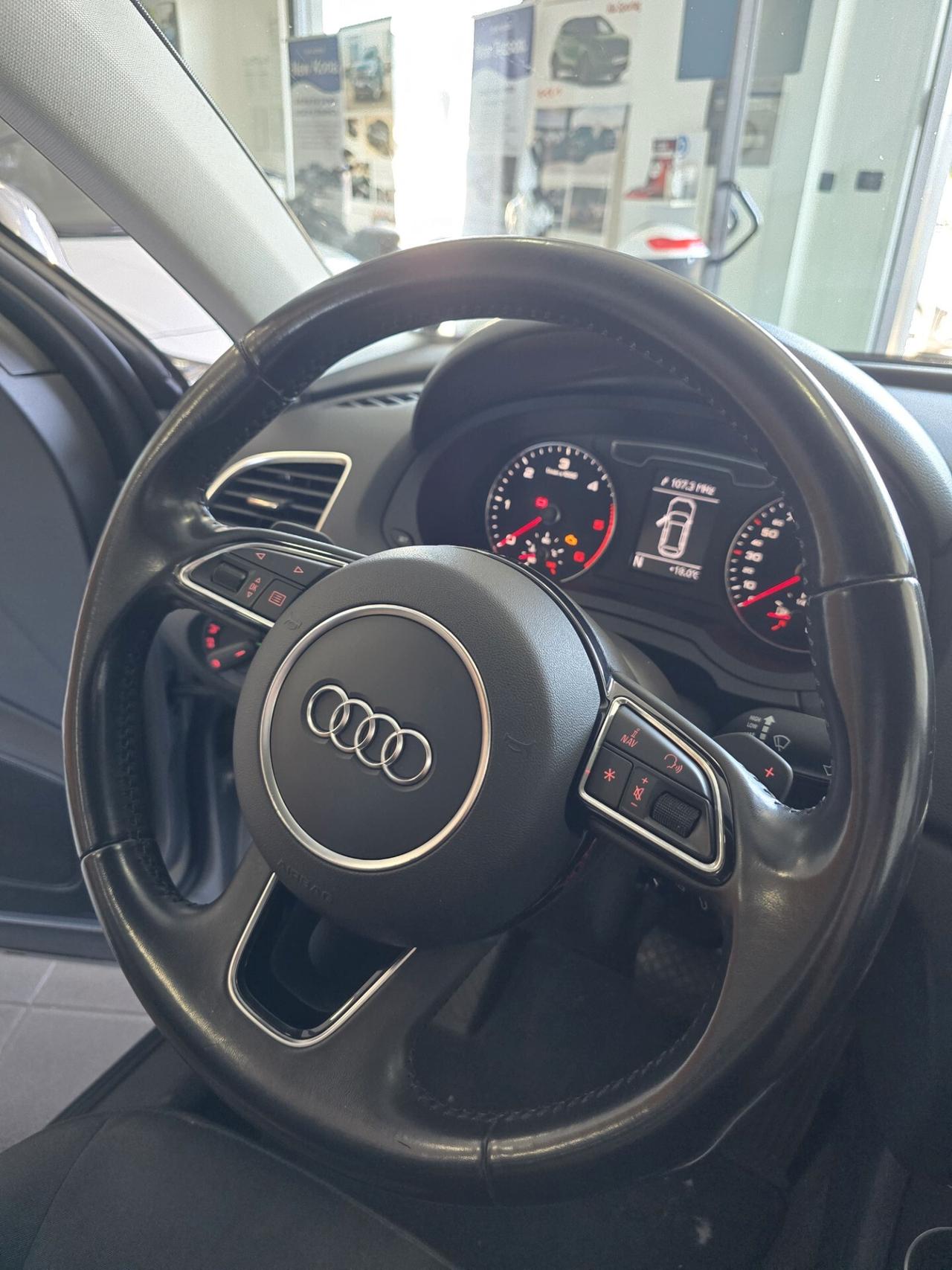 Audi Q3 2.0 TDI 150 CV quattro Sport