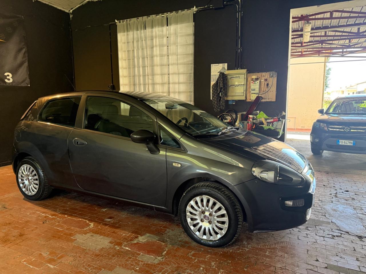 Fiat Punto Evo 1.4 3p. S&S Dynamic 69CV Ok Neopatentati