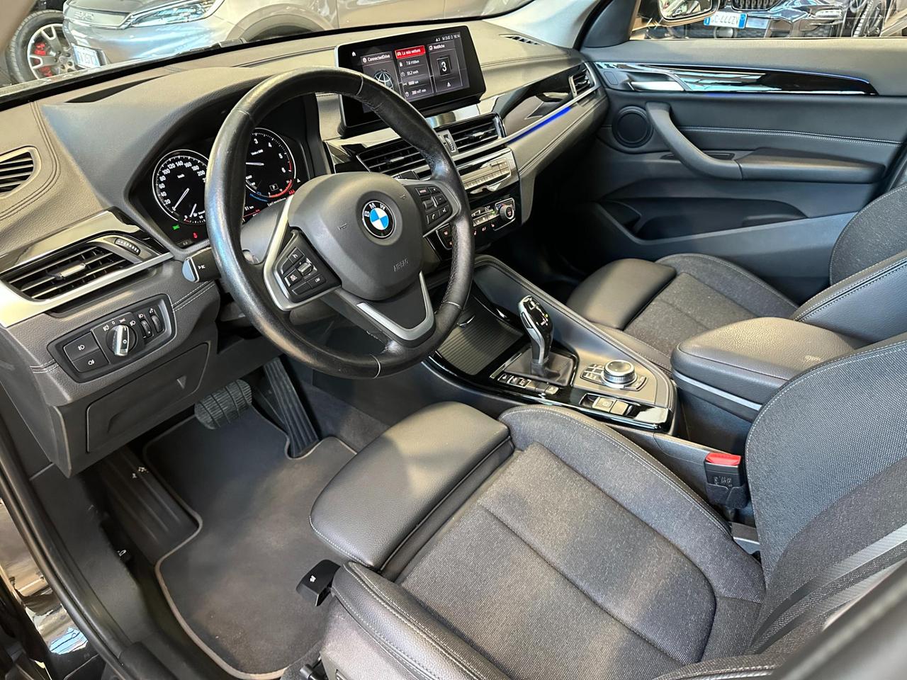 BMW X1 xdrive20d Sport Auto - 18" - LED - Head Up dspl