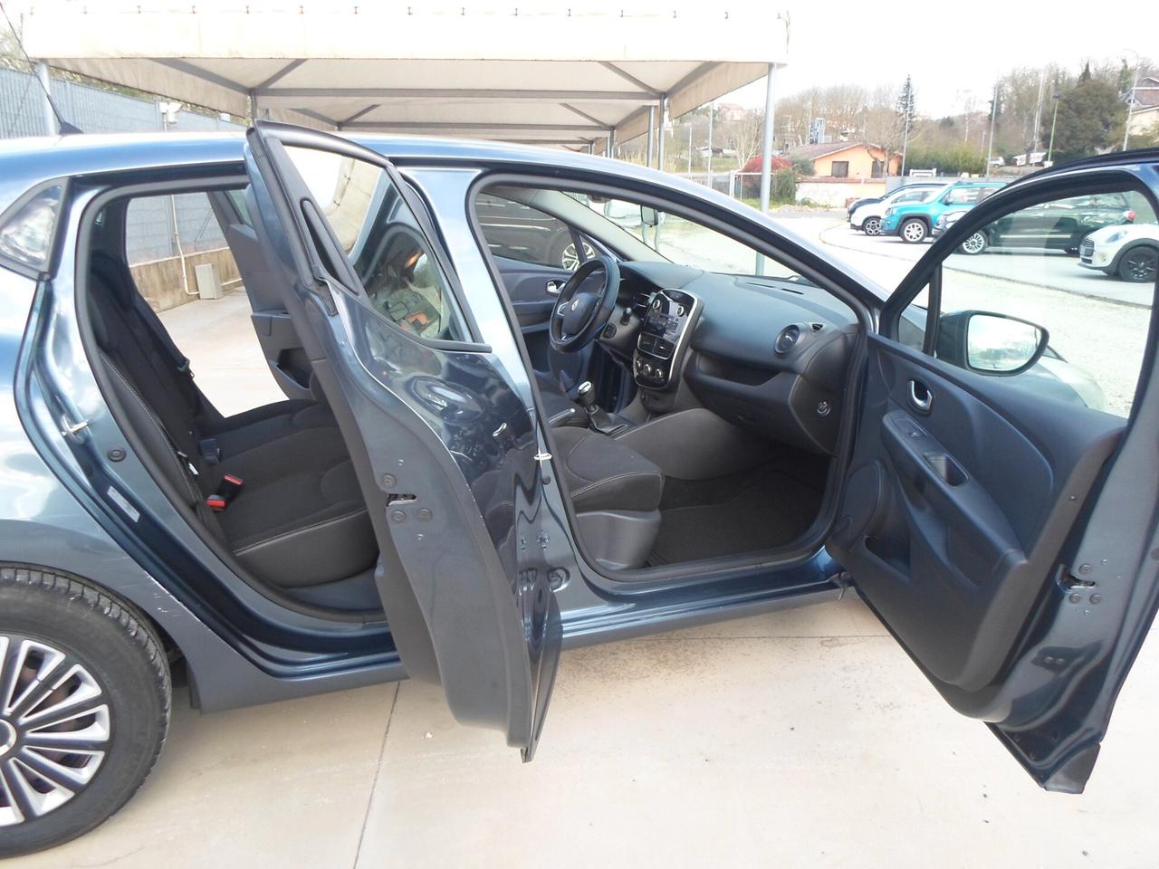 Renault Clio 1.2 75CV 5 porte Intens