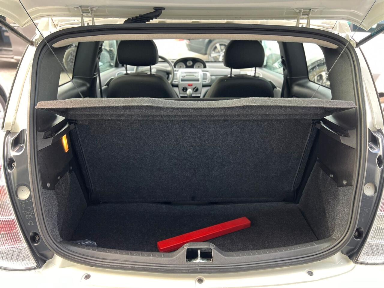 Lancia Ypsilon 1.3 MJT 75 CV Unyca *PIENO OMAGGIO*