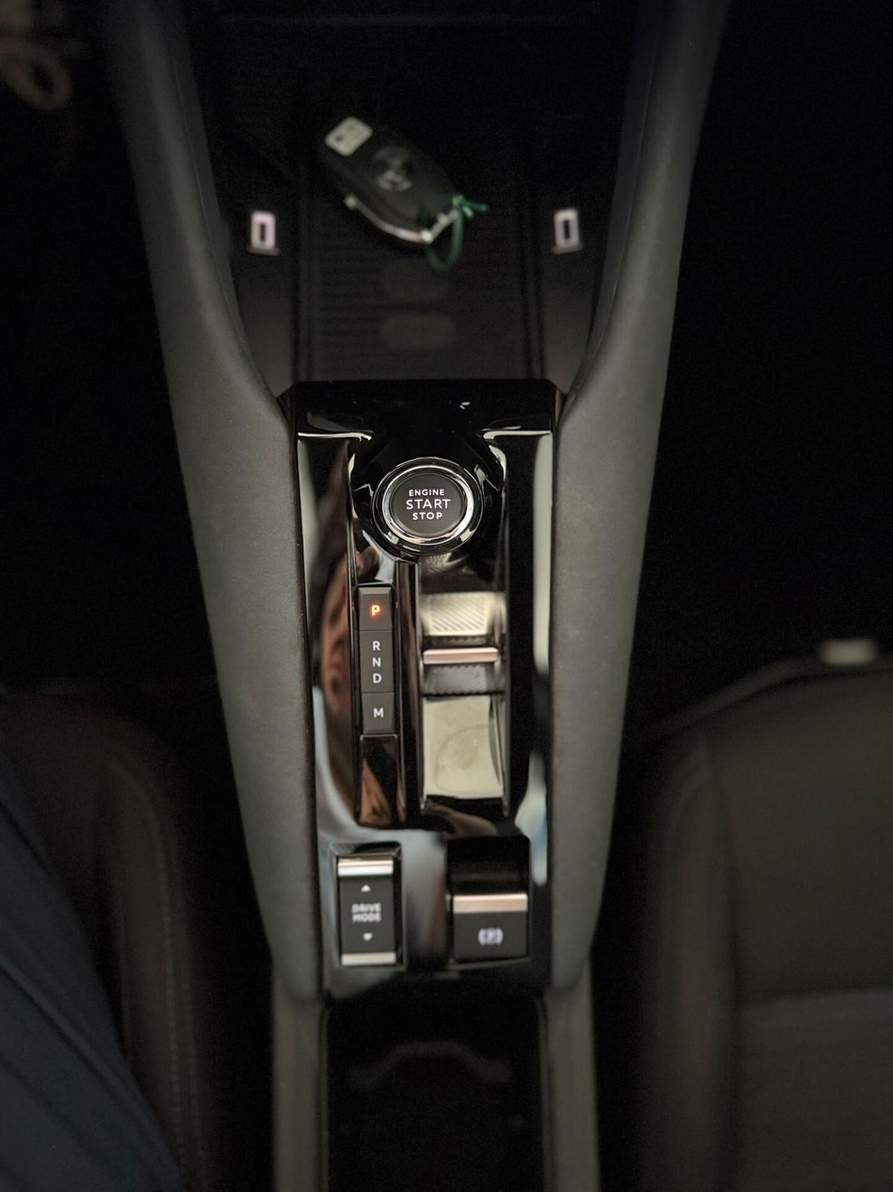 Alfa Romeo Junior 1.2 136 CV Hybrid eDCT6