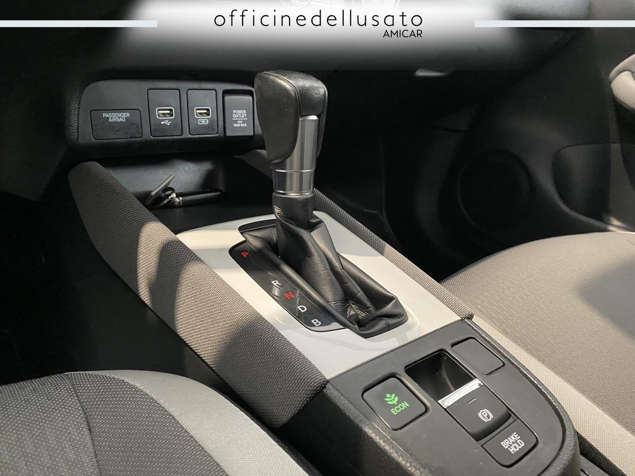 Honda Jazz crosstar 1.5 hev executive bicolor ecvt