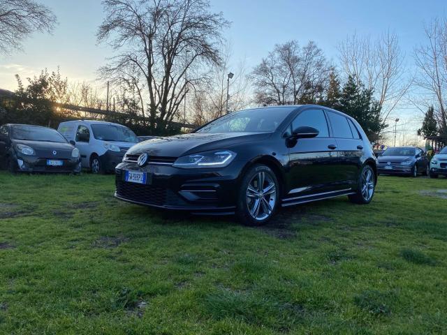 Volkswagen Golf 7.5 R-Line DSG * Appena tagliandata * Unipro.