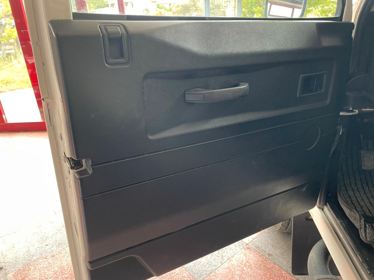 Land Rover Defender 90 2.4 TD4 Serie Limitata Power Uranus