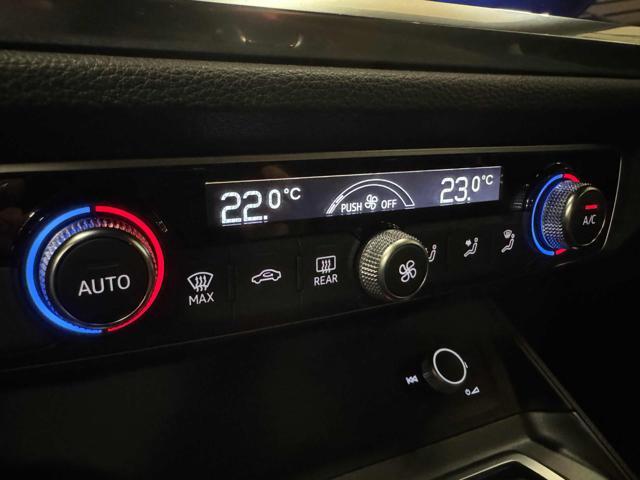 AUDI Q3 35 TDI S tronic S line Interiors