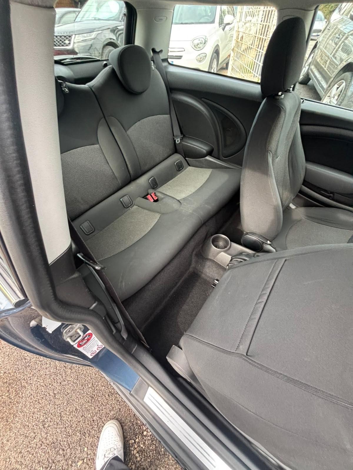 Mini 1.6 16V One D