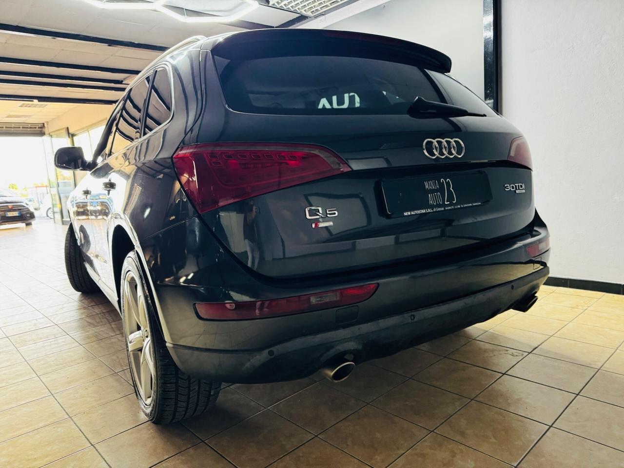 Audi Q5 3.0 V6 TDI quattro S-LINE*PELLE*NAVI*FULL*