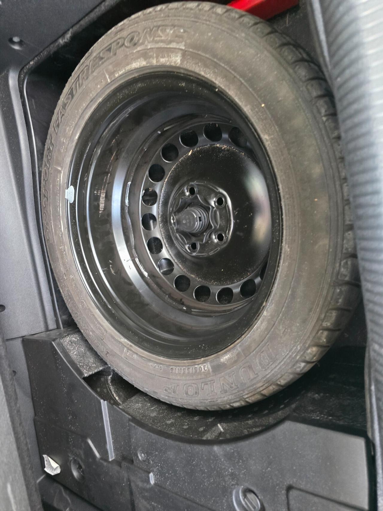 VW Passat Var. 1.6 TDI 105CV GARANZIA 12 MESI-2013