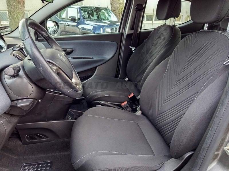 Lancia Ypsilon Ypsilon 1.0 firefly hybrid Gold s&s 70cv 5p.ti