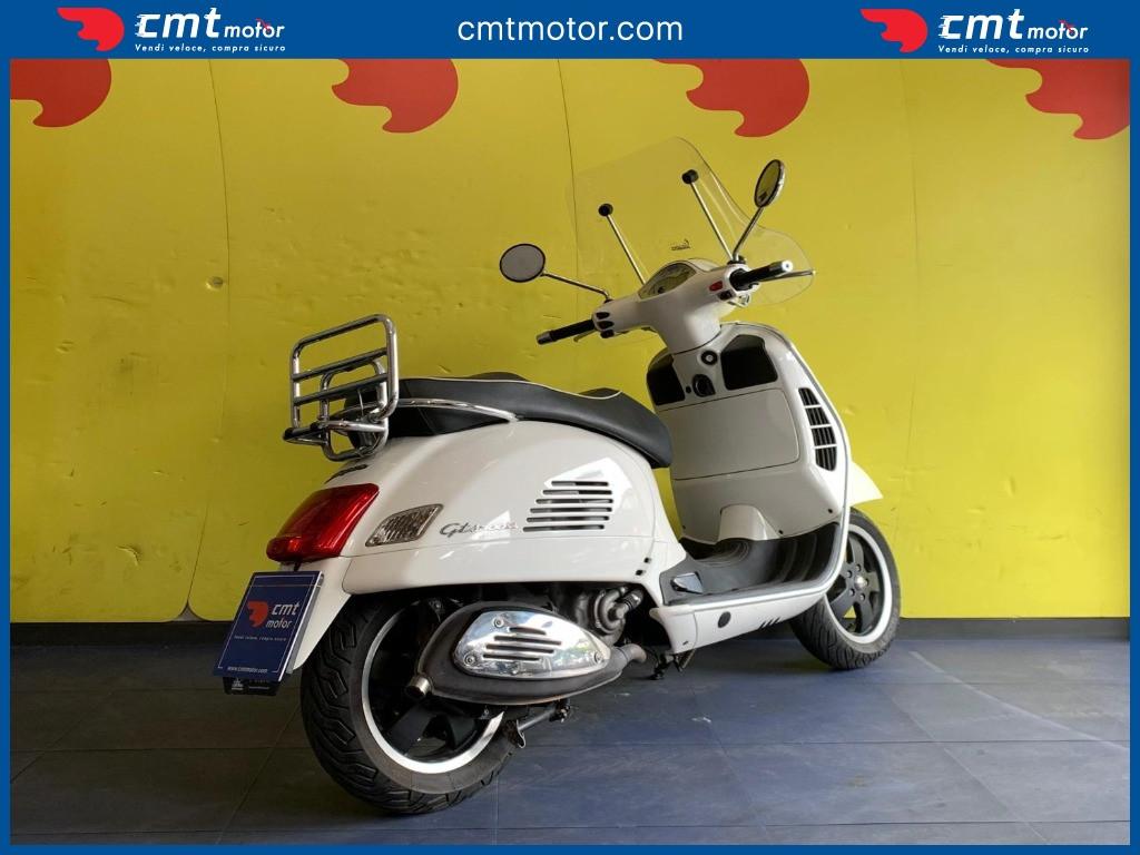 Vespa GTS 300 - 2010