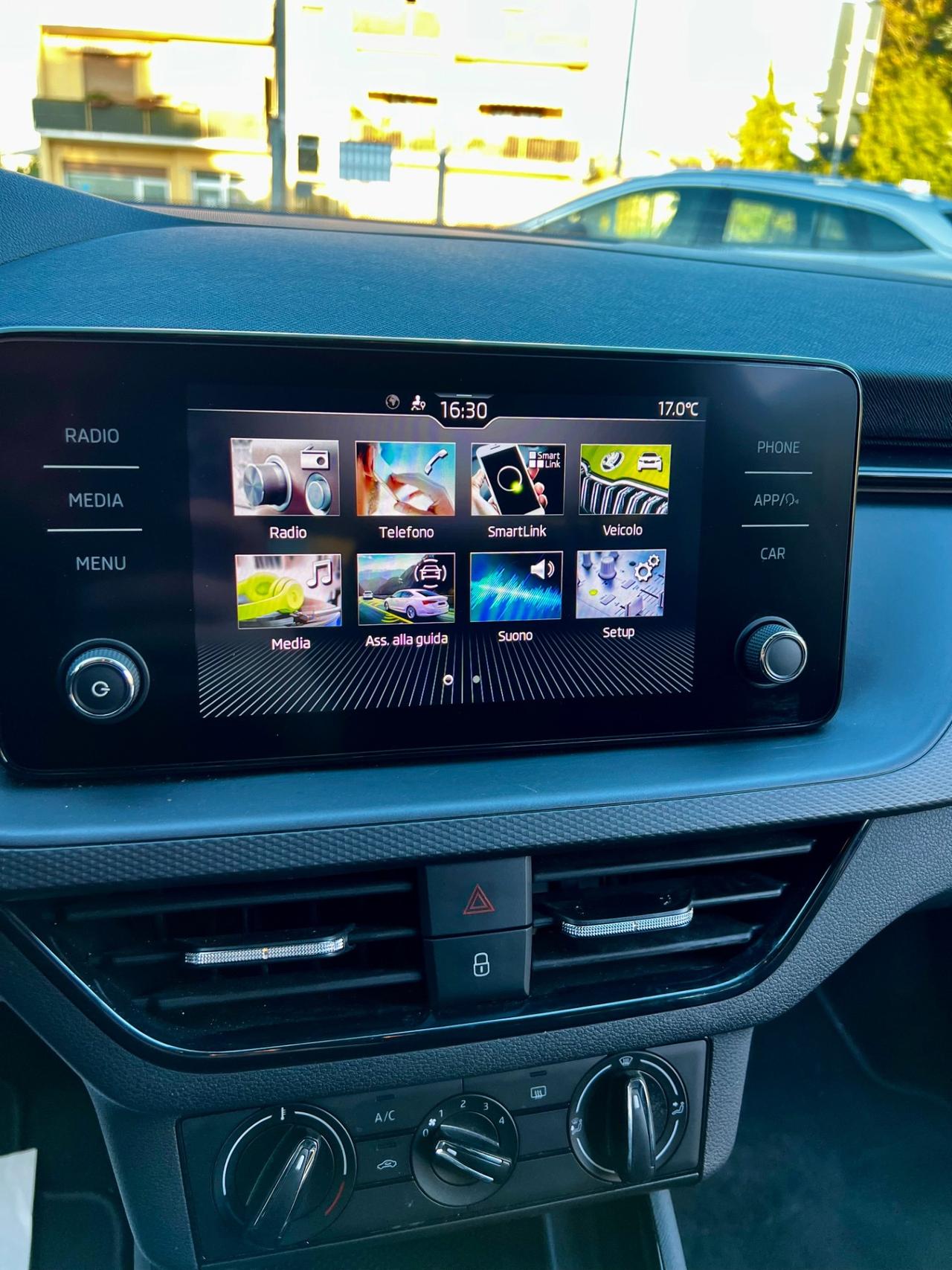 Skoda Kamiq 1.0 TSI Ambition 22.000km automatica