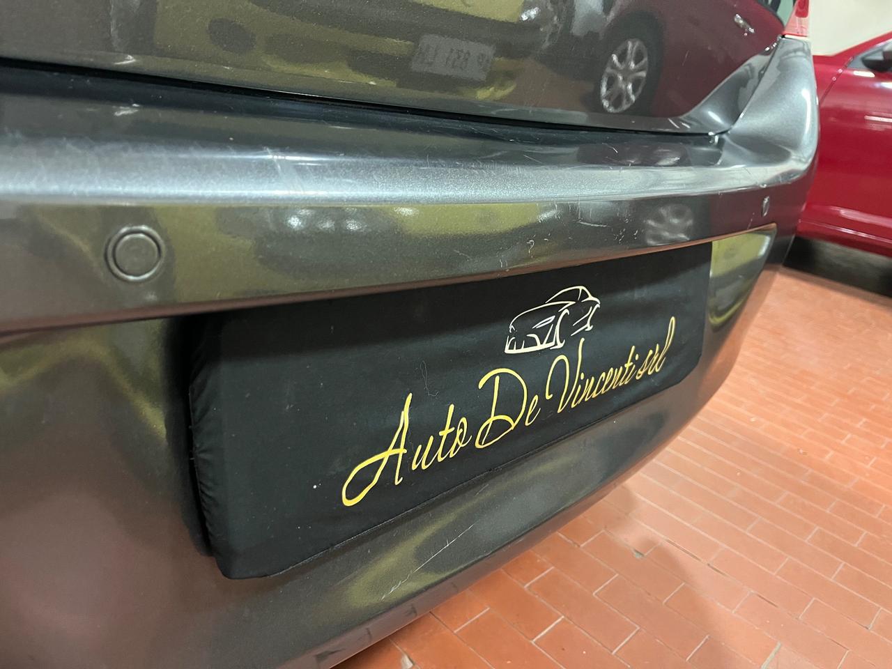 Toyota Yaris 1.3 5 porte Sol