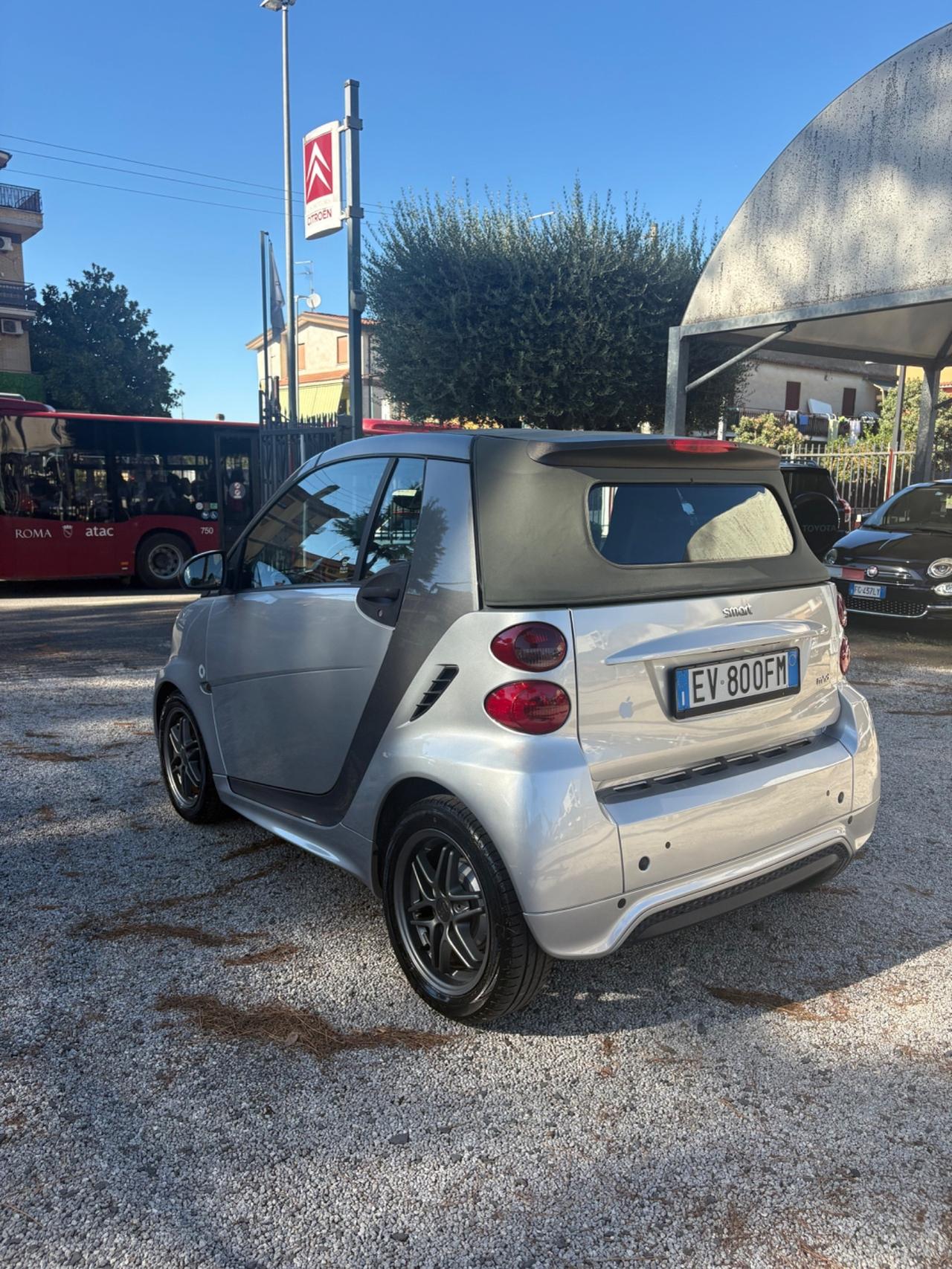 Smart ForTwo cabrio allestimento Brabus