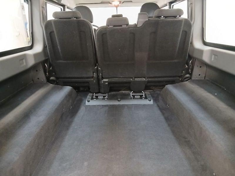 Land Rover Defender 110 2.4 td SE Hard Top